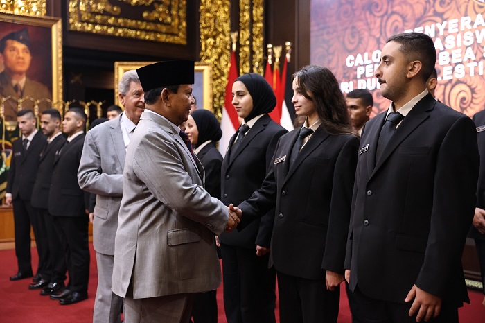 Mahasiswa asal Palestina mengungkapkan rasa terima kasihnya kepada seluruh masyarakat Indonesia terkhusus untuk Presiden Prabowo Subianto. (Dok. Tim Media Prabowo)